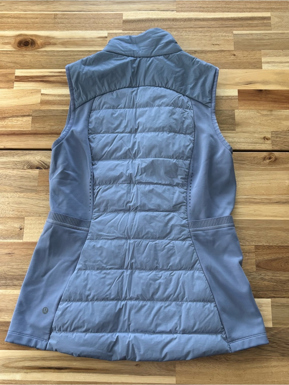 Lululemon Vest - Picture 6 of 8